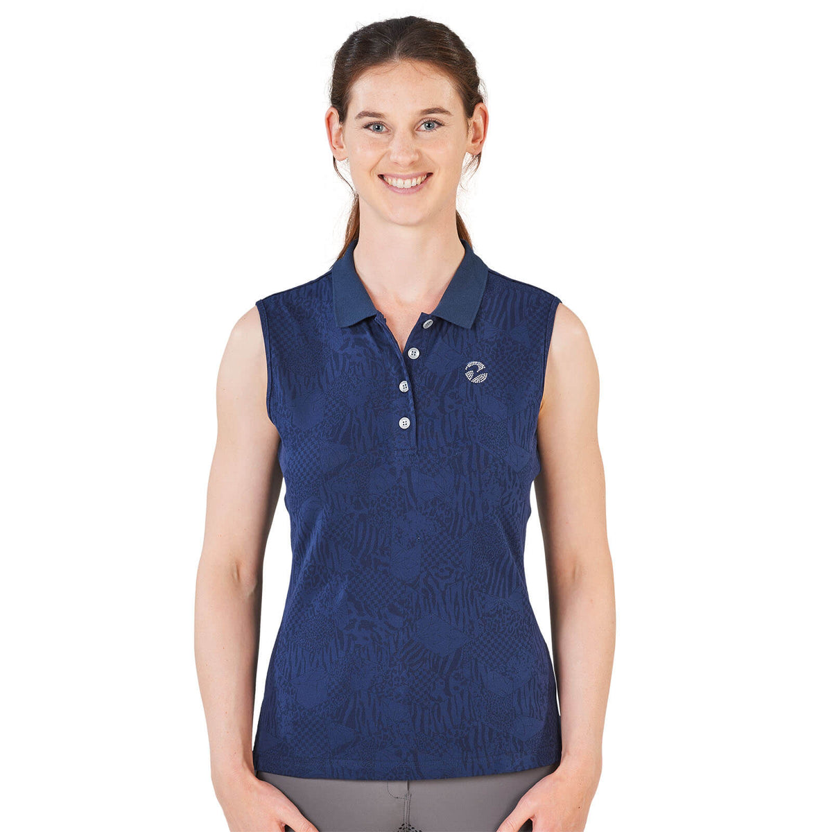 Poloshirt Damen Shanon FS 2022, Navy, an einer Frau getragen.