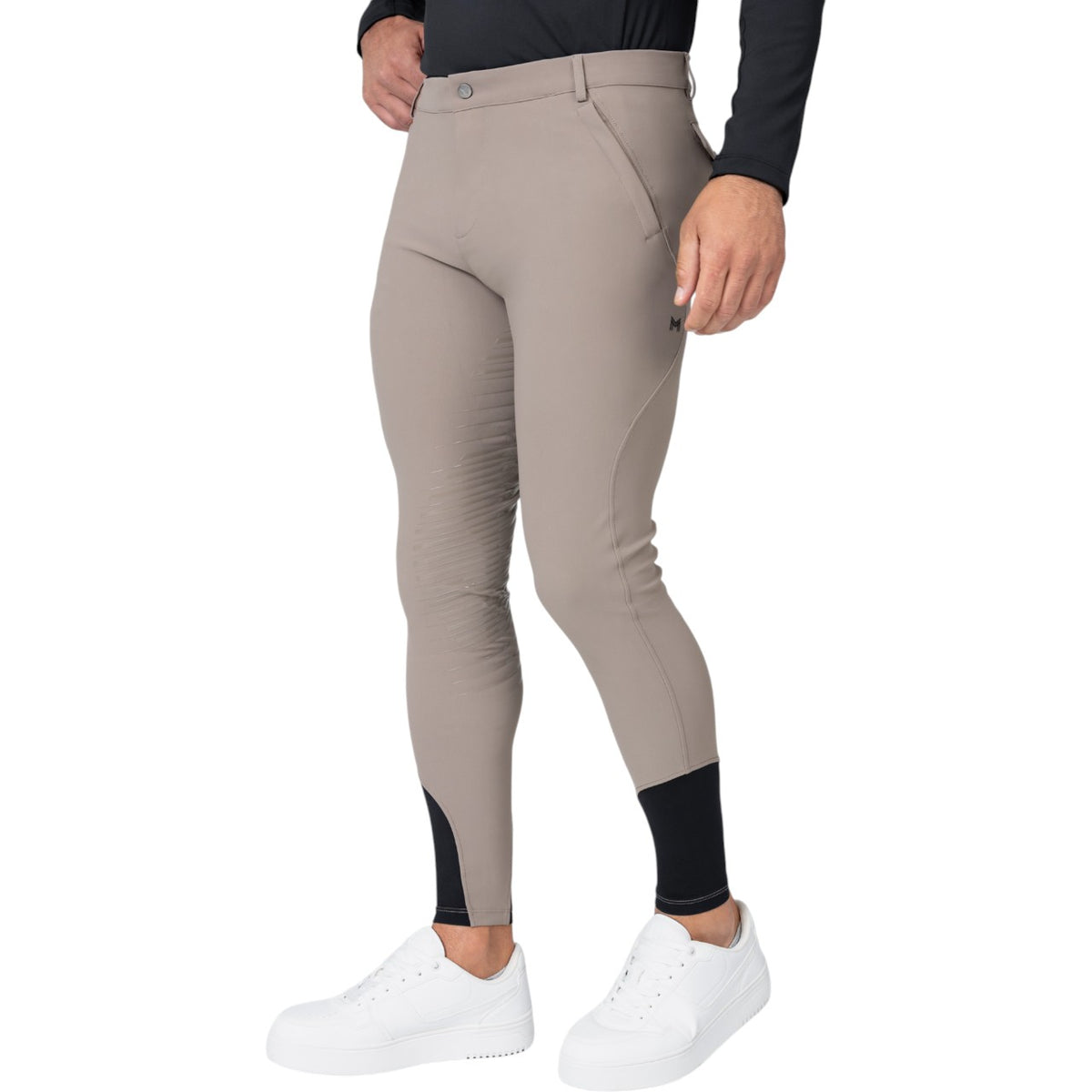 Maximilian Equestrian Reithose Herren Knee-Grip Vector Herrenreithose, Beige, am Modell getragen.