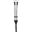 Schwarzes Lederzügel mit Metallbeschlägen. Schwarzes Lederzügel mit Metallbeschlägen.