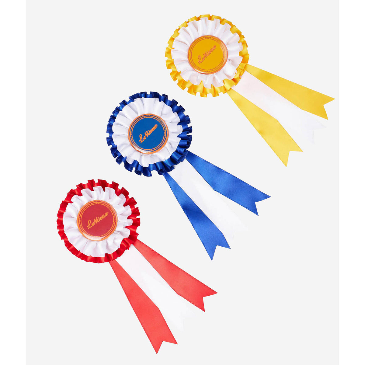 Hobby Horse Turnierschleifen Rosette Pack Multi, mehrfarbig, drei Rosetten auf weißem Hintergrund.