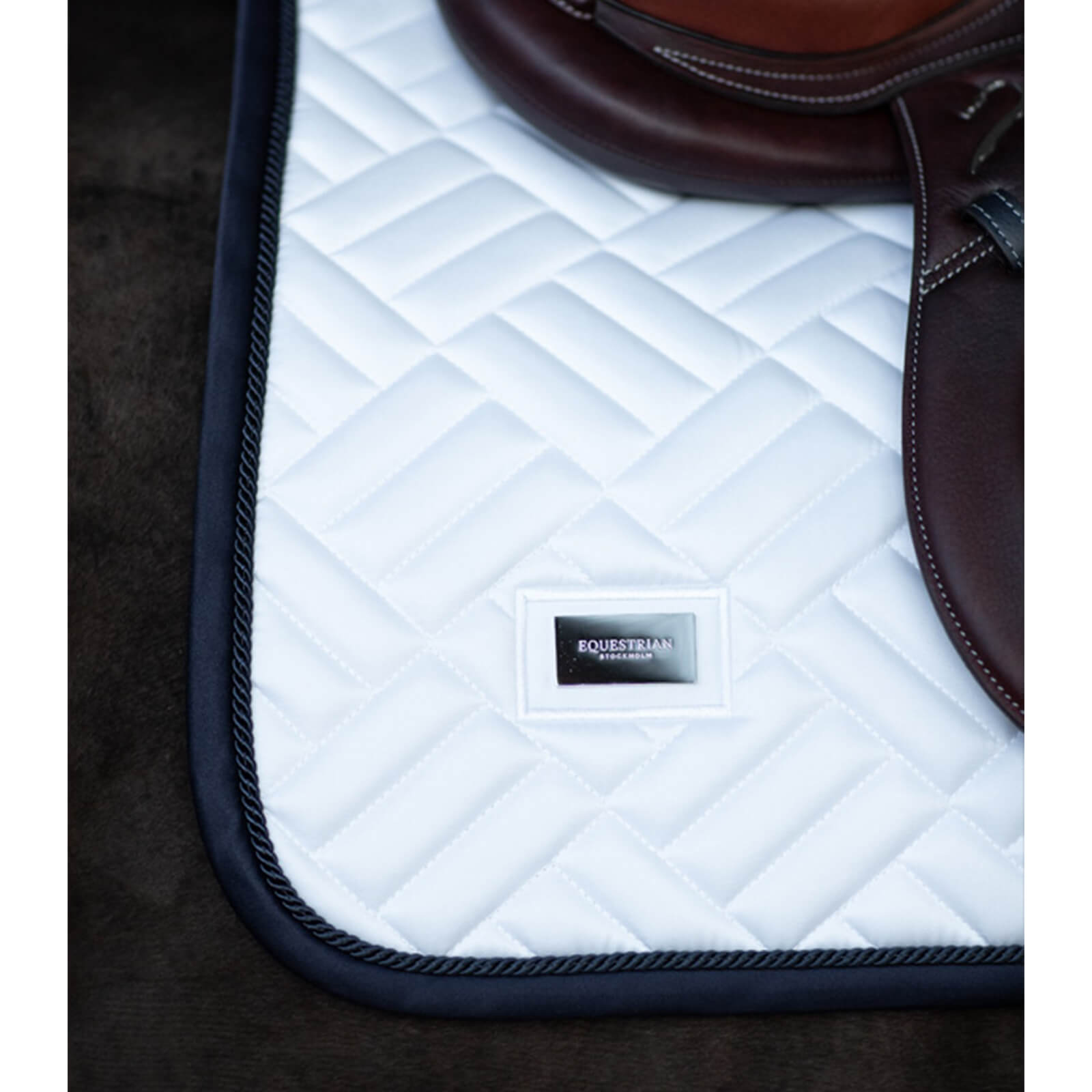 Schabracke Springen Modern White Navy Springschabracke