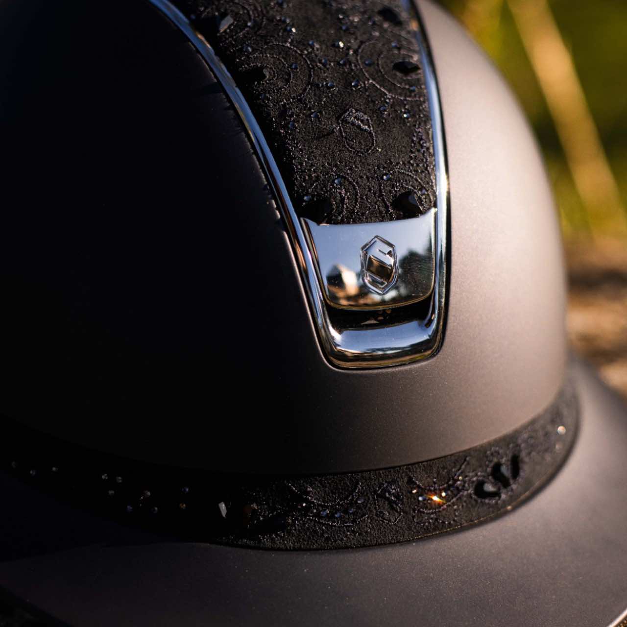 Reithelm Miss Shield 2.0 Shadowmatt Black Crystal Bloom Black