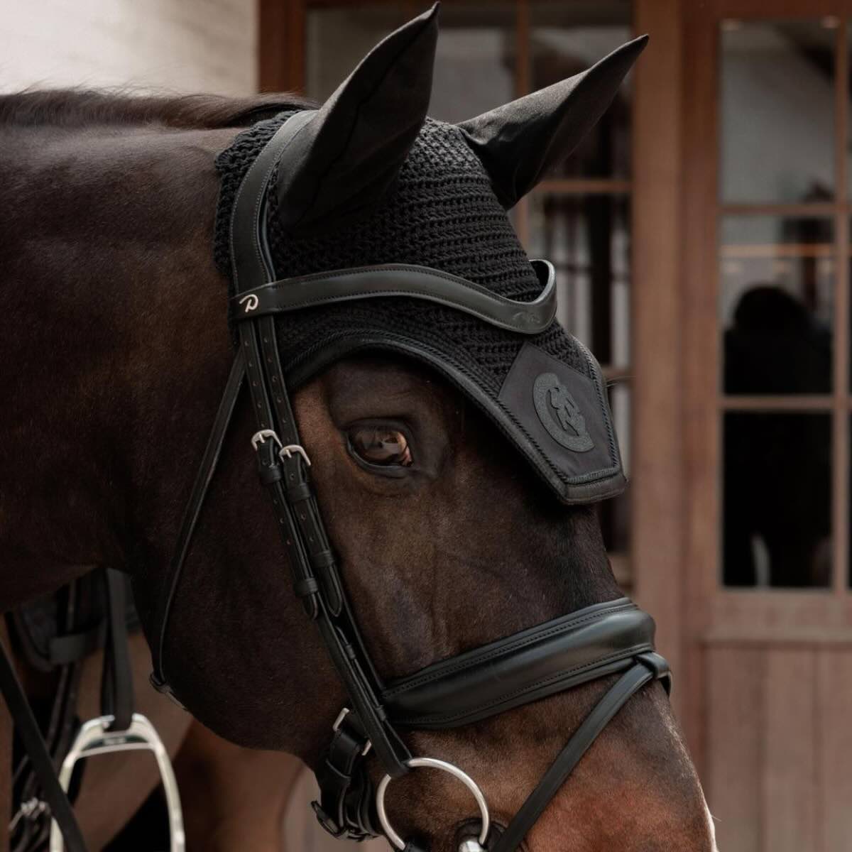 Fliegenhaube Wellington Sparkling Soundless mit Logo Fliegenmütze
