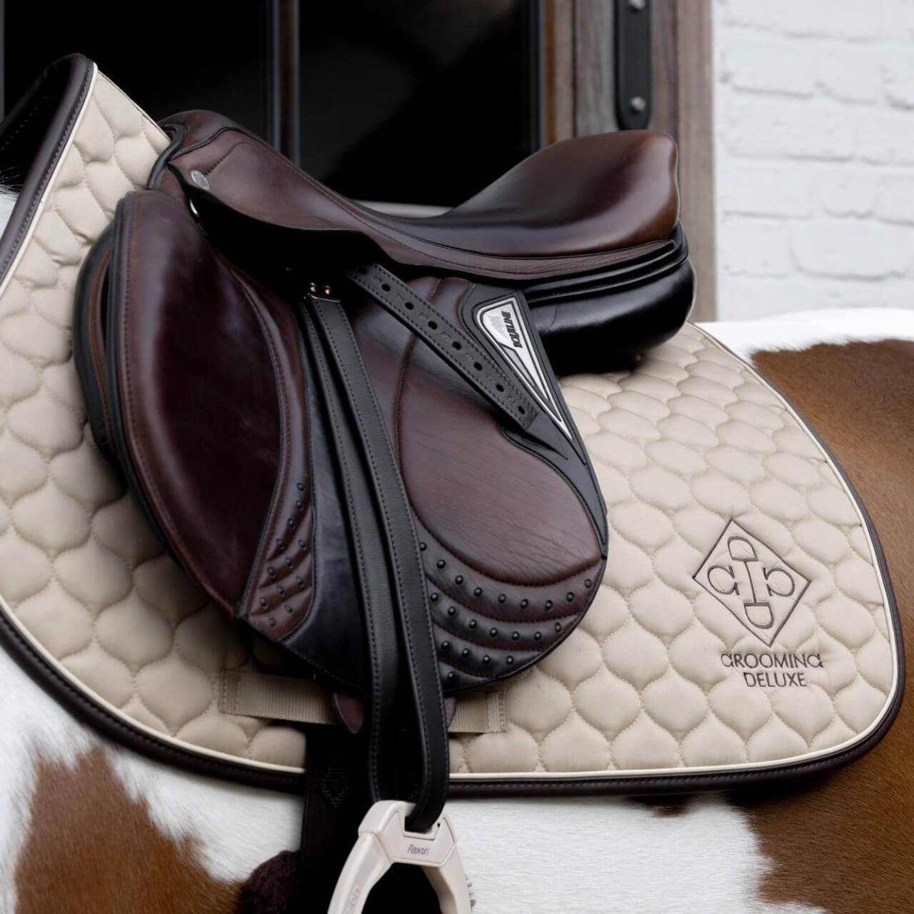 Springschabracke Grooming Deluxe Schabracke