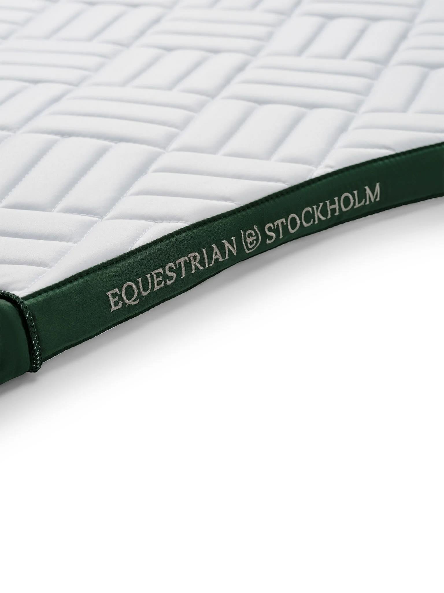 Dressurschabracke Modern White Sycamore Green Schabracke
