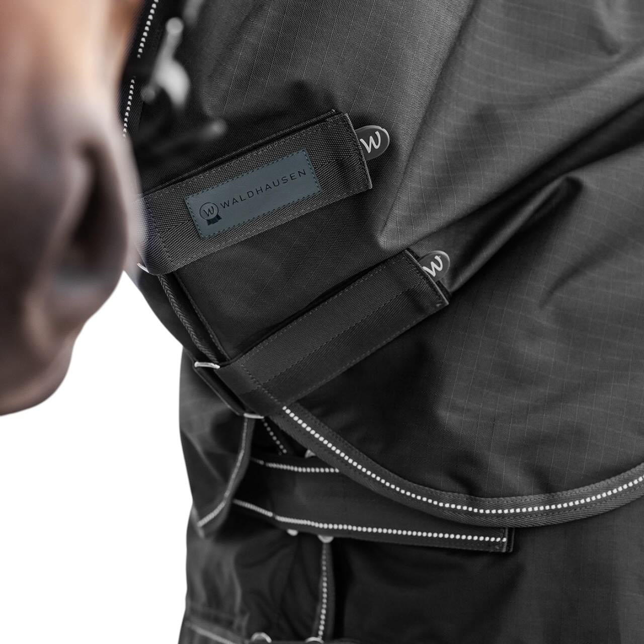 Outdoorhalsteil 200g 600D