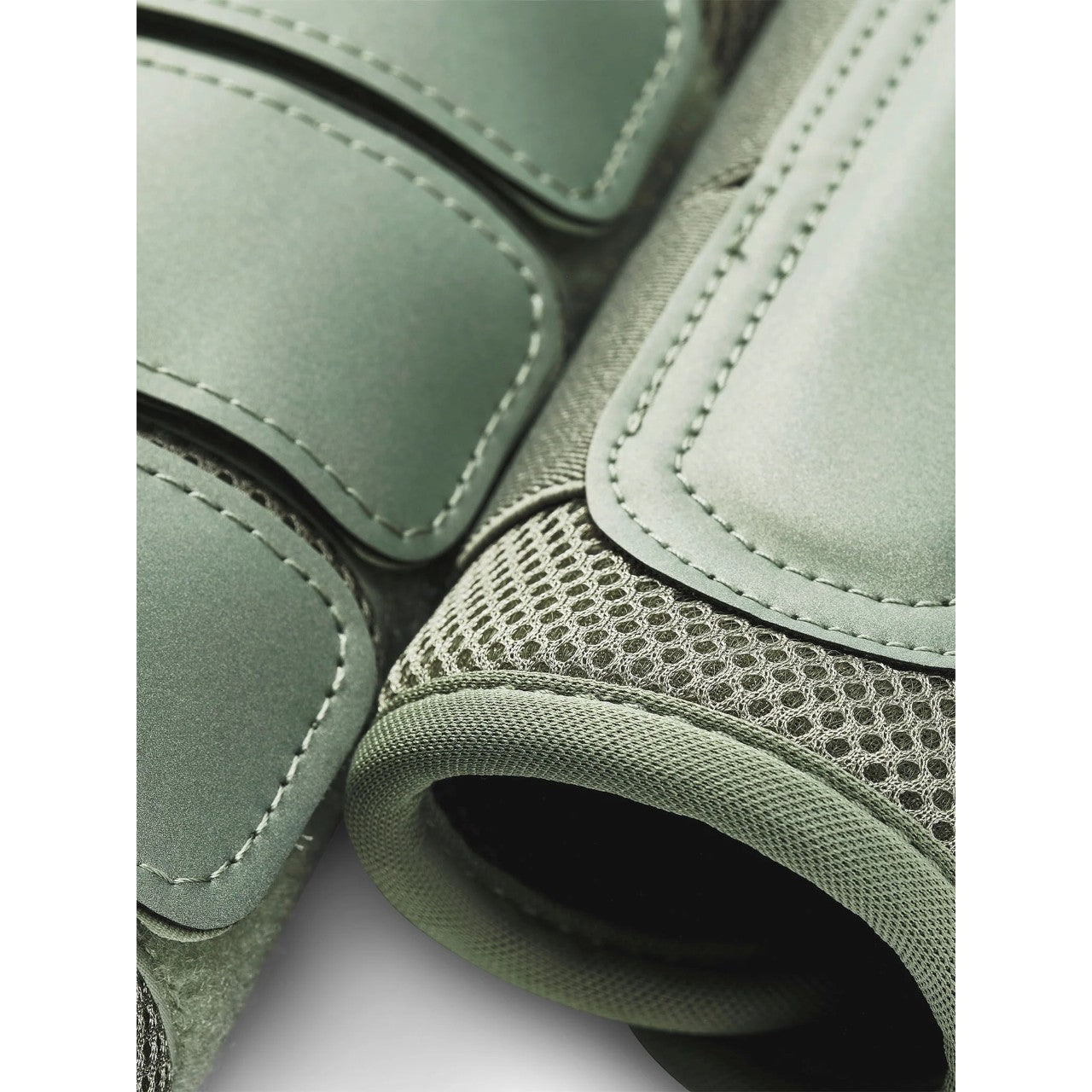 Dressurgamaschen Pistachio White Mesh Brushing Boots