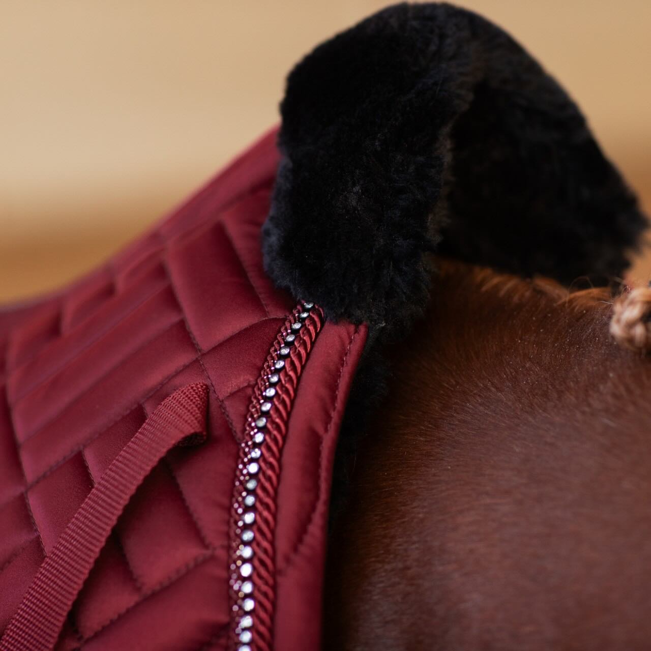 Springschabracke Vegan Fur Crystal Schabracke