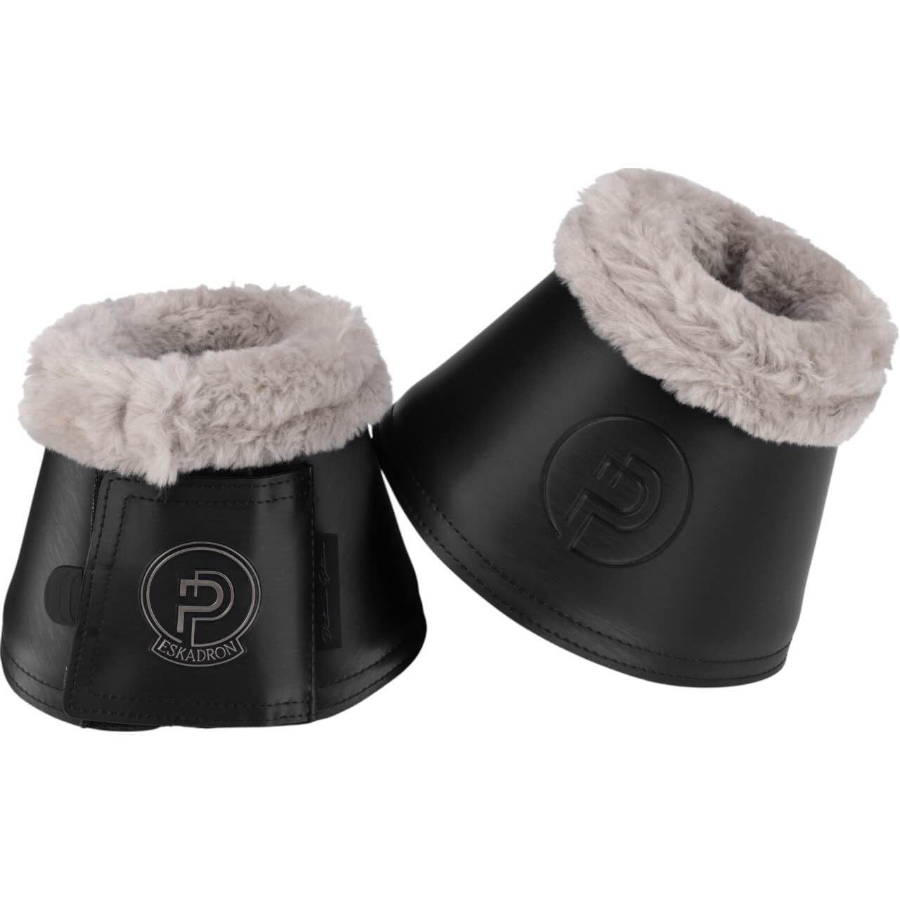 Eskadron Hufglocken Softslate Faux Fur Platinum 2025 Sprungglocken, Black, Paar auf weißem Hintergrund.