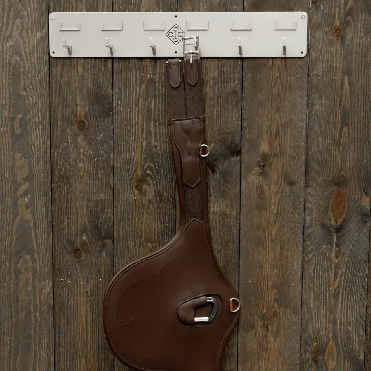 Trensenhalter mit 6 Haken und Namensschild Halter
