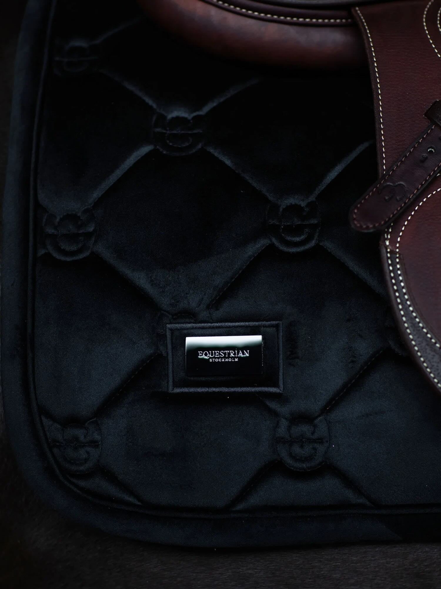 Springschabracke Velvet Black Schabracke