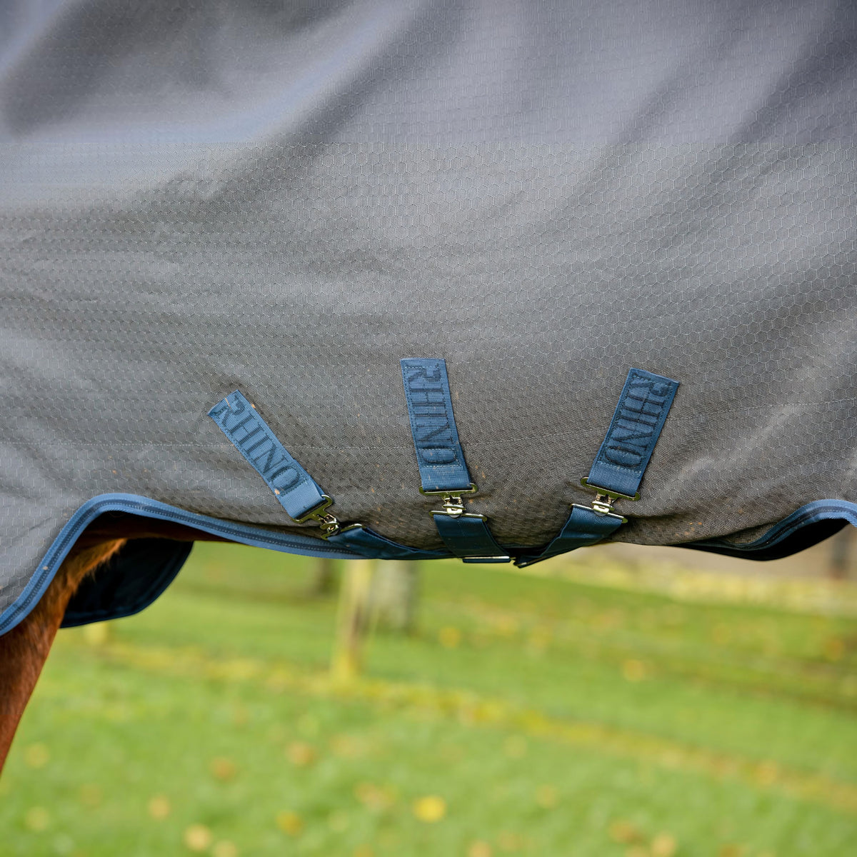 Weidedecke Rhino HexStop Plus 100g Horseware Regendecke