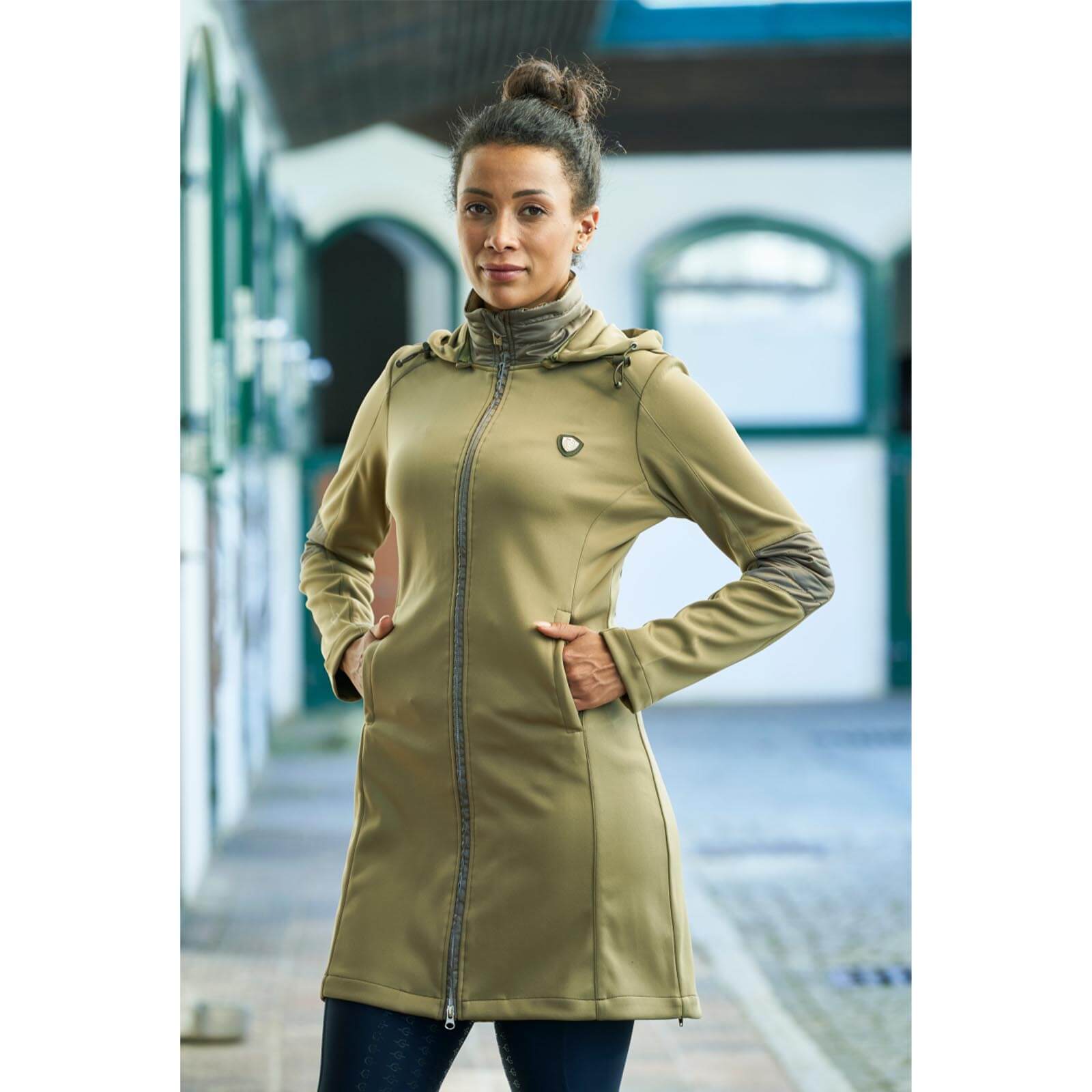 Softshell Reitmantel Damen FS 2022 lange Reitjacke
