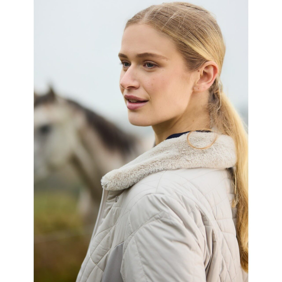Chaqueta softshell de mujer KLAlba HW 2026 chaqueta
