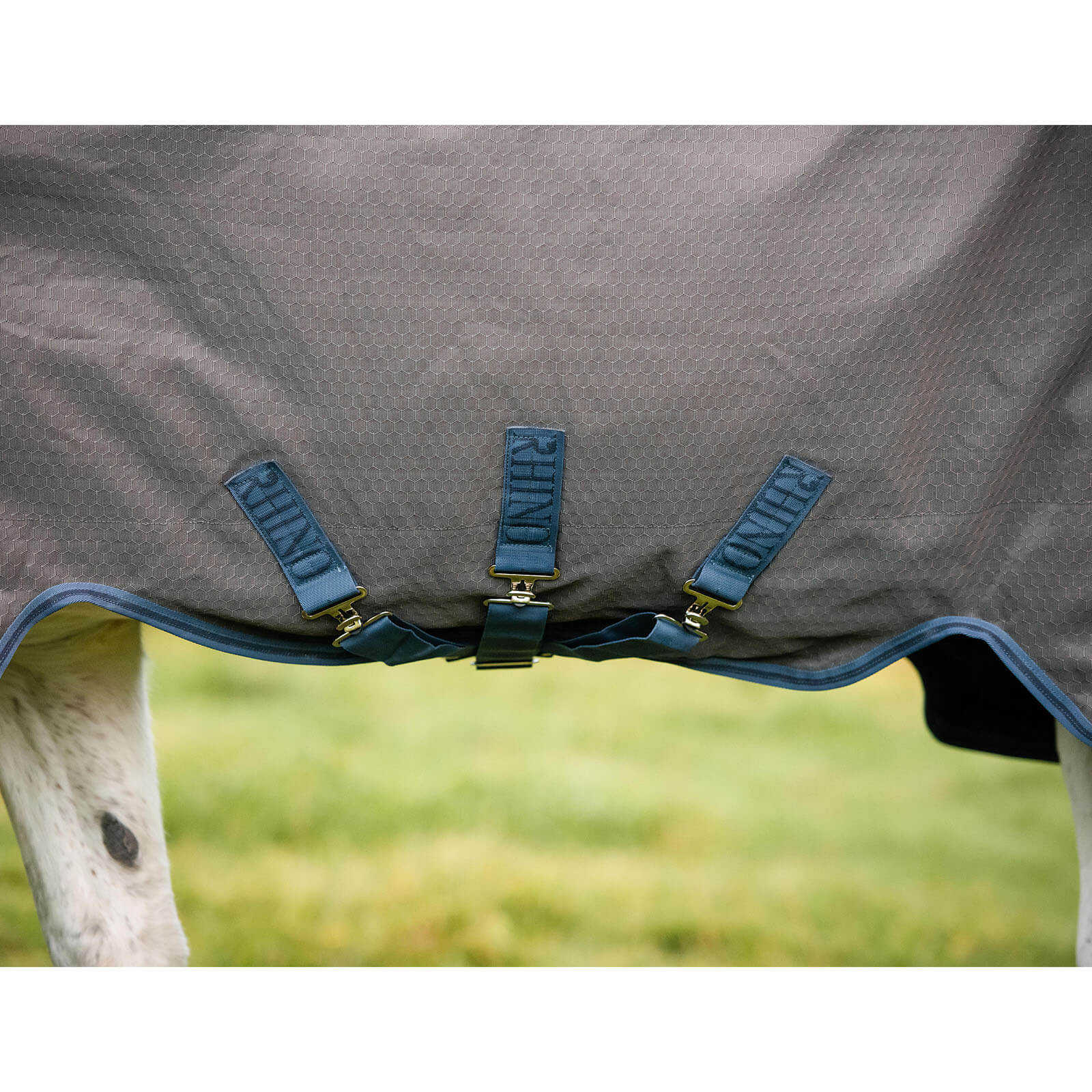 Outdoordecke 300g Rhino® Plus HexStop HW 2022 Weidedecke