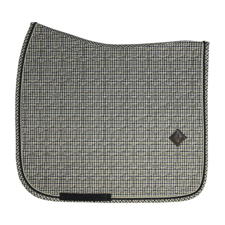 Dressurschabracke Pied-De-Poule Schabracke, Brown, Produkt allein auf schwarzem Hintergrund.