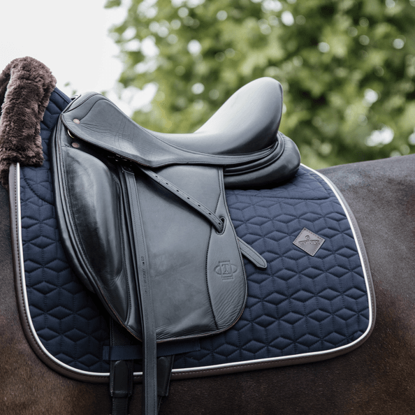 Dressurschabracke Skin Friendly Sternmuster Schabracke