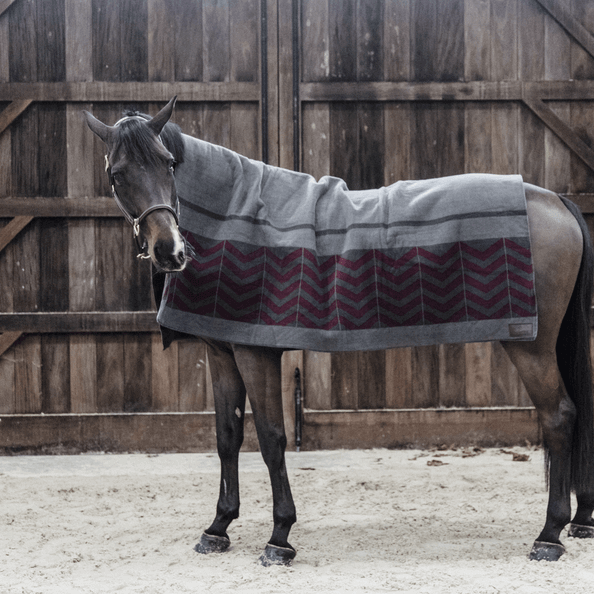 Abschwitzdecke Square Heavy Fishbone Fleecedecke