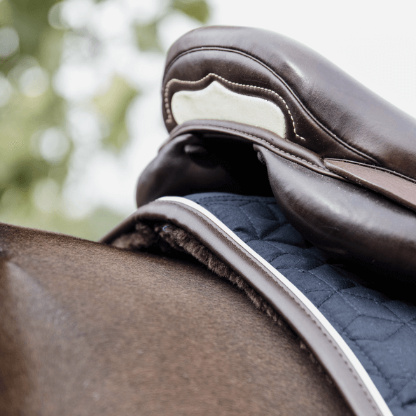 Springschabracke Skin Friendly Sternmuster Sattelunterlage