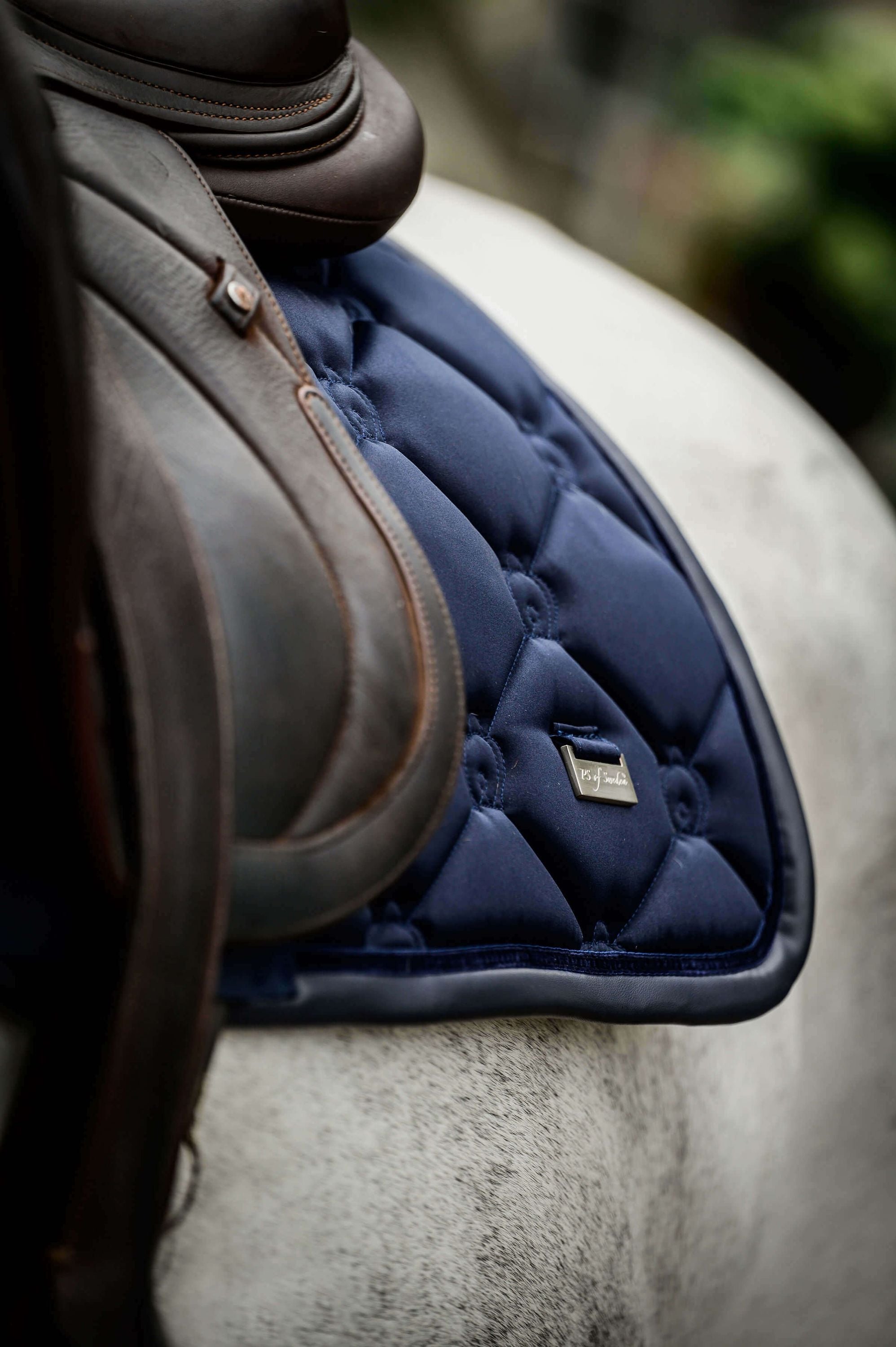 Springschabracke Monogram Navy SS21